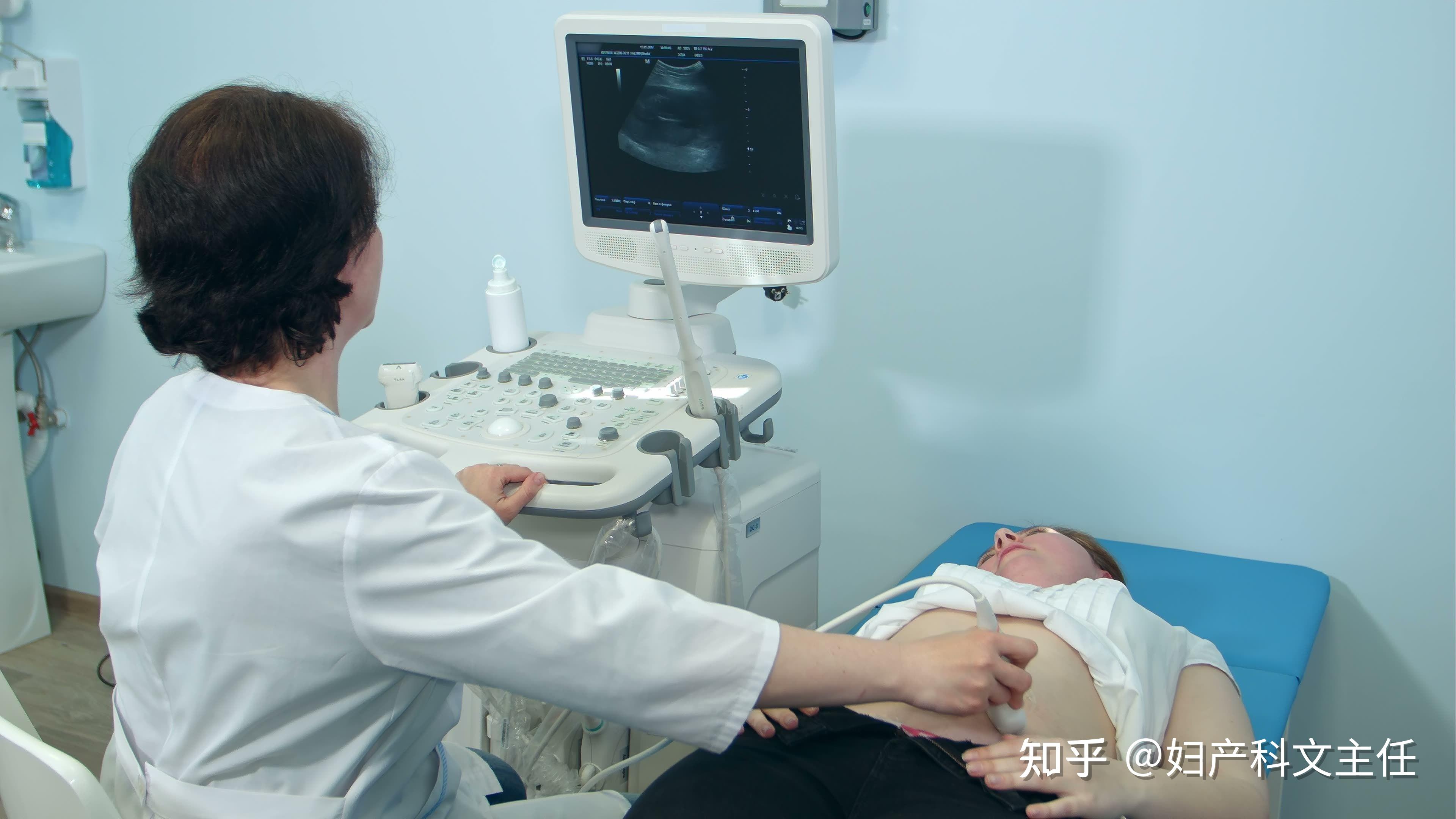试管代怀选择男女胚胎放在子宫_代怀试管做男孩子宫内膜影响胚胎着床吗